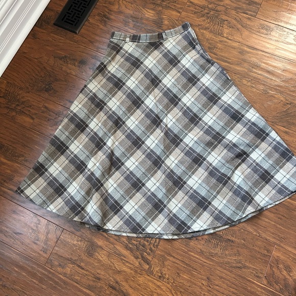 Vintage Plaid A-Line Midi Skirt | Wool Blend | 26” | Fall Cottagecore Classic - Picture 2 of 6